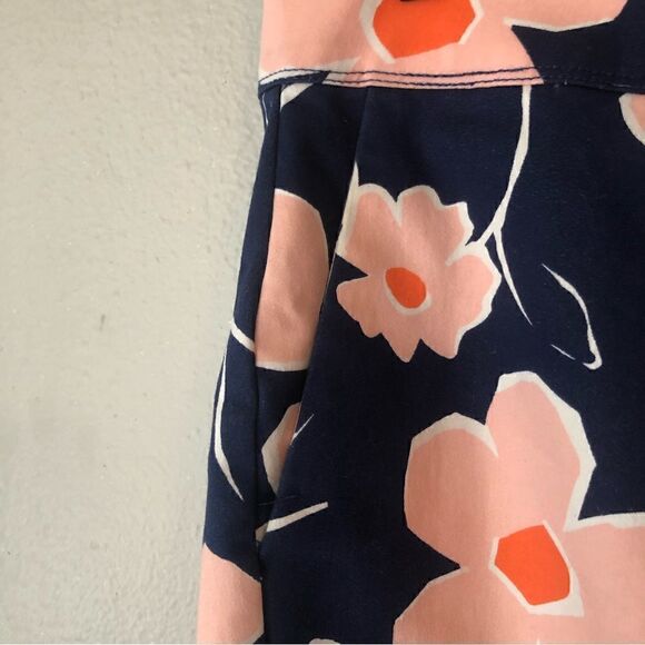 Isaac Mizrahi retro floral print shorts with scalloped hem - Picture 5 of 8